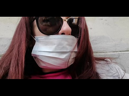 ❤️ Η Νικολέτα εκδικείται τον γείτονά της και κατουράει στο γκαράζ του (Ειδικό Covid19 Ιταλική καραντίνα) Σεξ ❌️❤